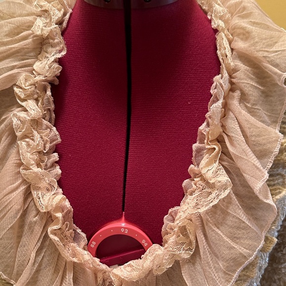 Gorgeous Beige Ruffled Knit Cardigan Sweater Mid-Thigh Boho Fringe Open Front - Picture 7 of 11